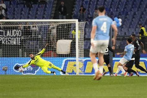 Lazio booed by own fans but Anderson leads from the 